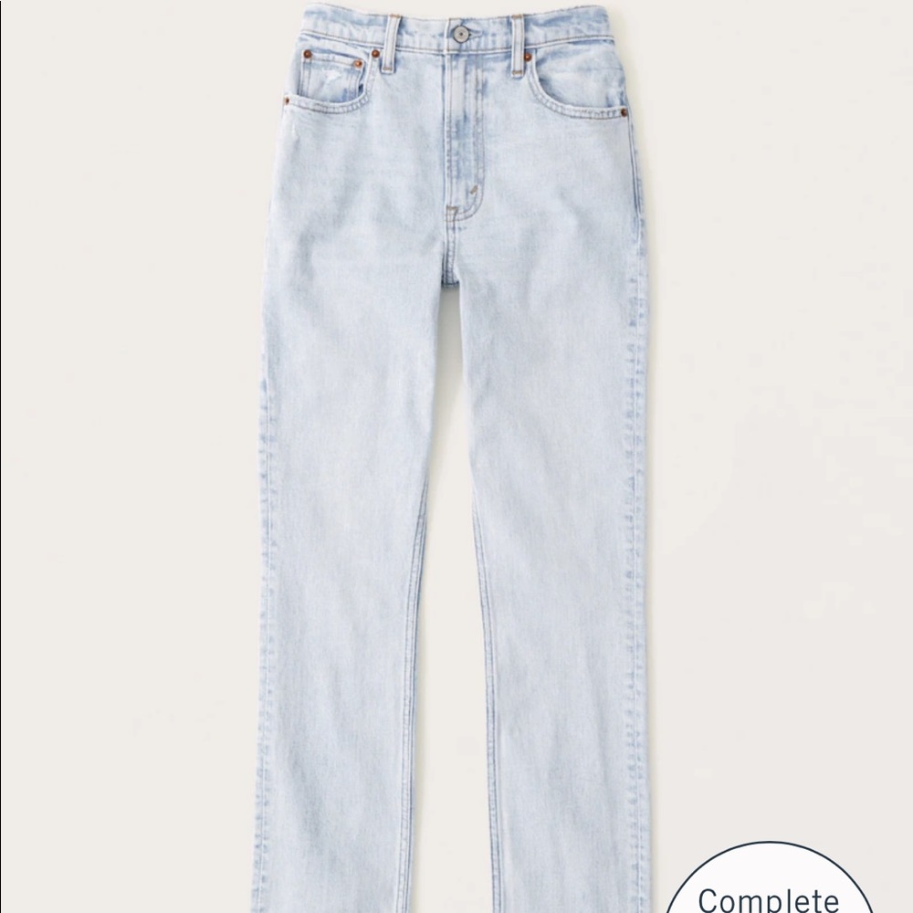 NEW A&F The 90’s Slim Straight Ultra High Rise Jeans